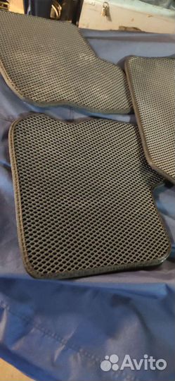 Автомобильные коврики ева на Ларгус