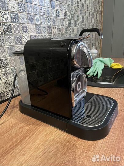 Кофемашина nespresso с капучинатором