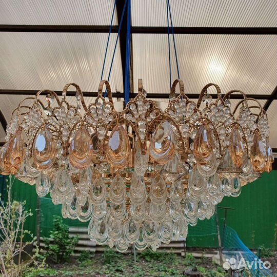 Люстра хрустальная потолочная