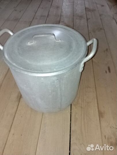 Фляги и кастрюли