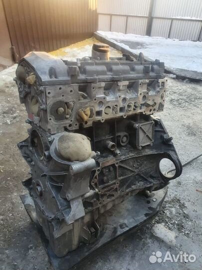 Двигатель Mercedes 611.960