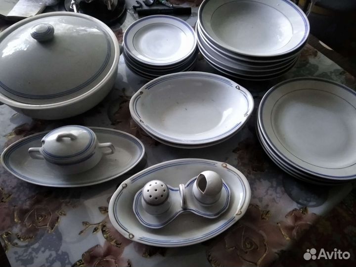 Набор столовой посуды на 6 персон