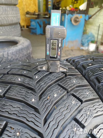 Michelin X-Ice North 4 235/45 R18