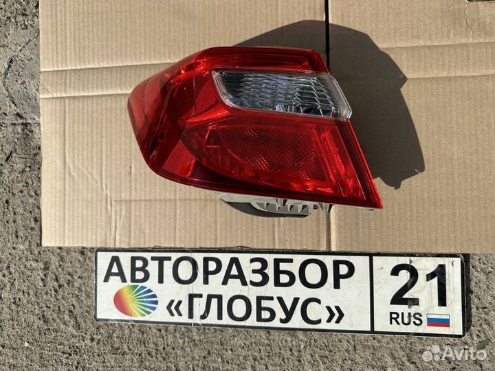 Фонарь левый наружный Toyota Camry V50