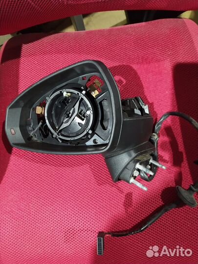 Зеркало левое Audi A3 8V