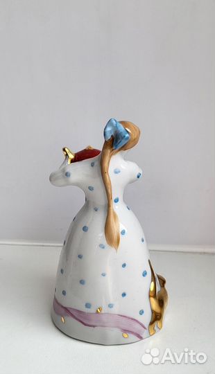 Статуэтка девушка С чайником, завод Дулево