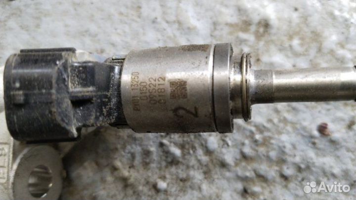 Форсунка топливная Mazda Cx-5 KE PYY3 2011