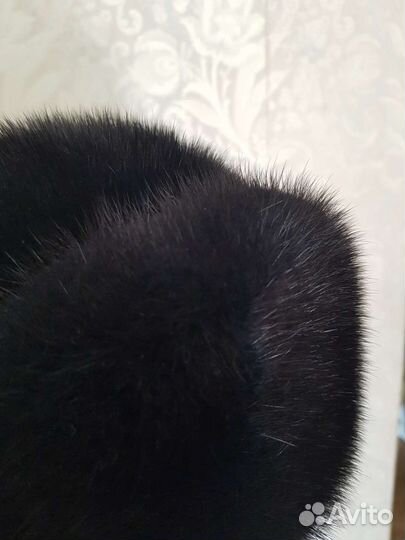 Женская меховая шапка