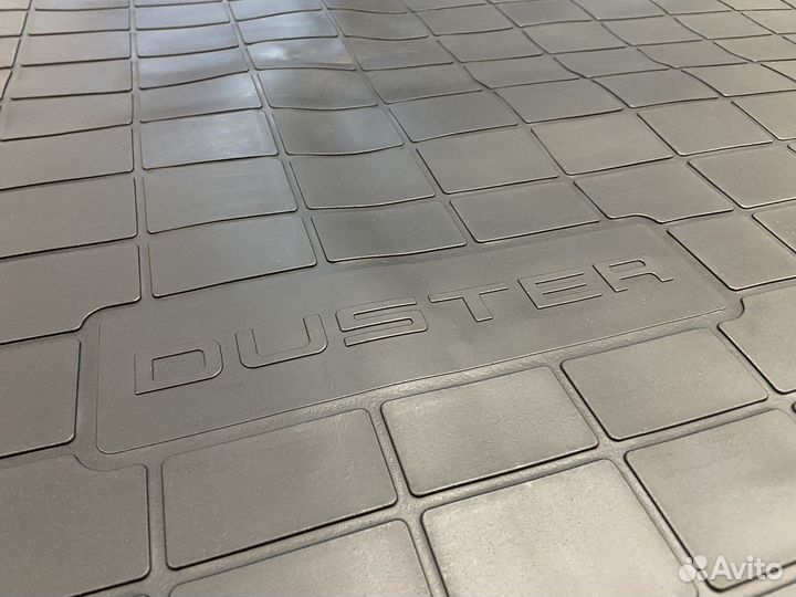 Оригинальный ковер багажника Renault Duster 1