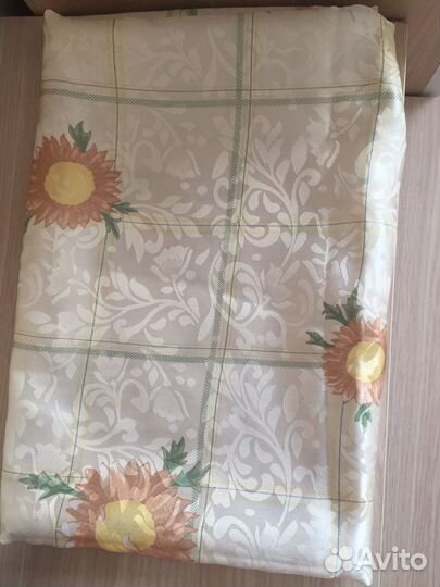 Скатерть тканевая 200см на 150см