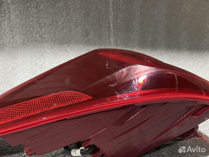 Фонарь Kia Sportage 2018- 92401F1500 левый