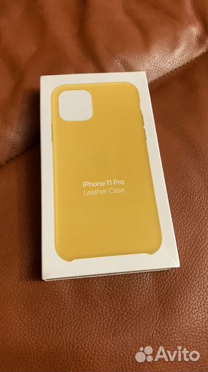 Кожаный чехол для iPhone 11 Pro