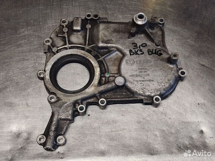 Крышка двигателя передняя 3.0 BKS BUG VW Туарег Q7