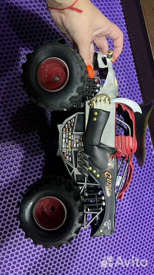 Машина Monster Jam от New Bright