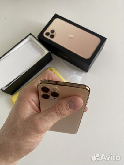 iPhone 11 Pro, 64 ГБ