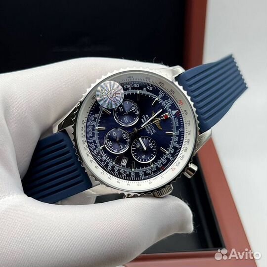 Часы breitling