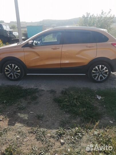 LADA XRAY Cross 1.6 CVT, 2019, 75 000 км