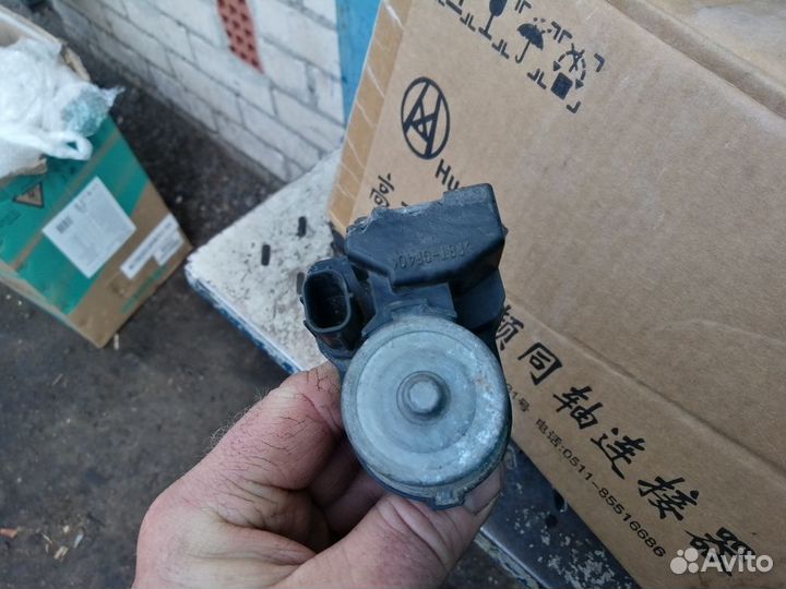 Корректор фары правый Toyota Lexus