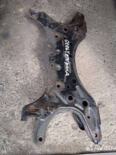 Подрамник передний Geely Emgrand