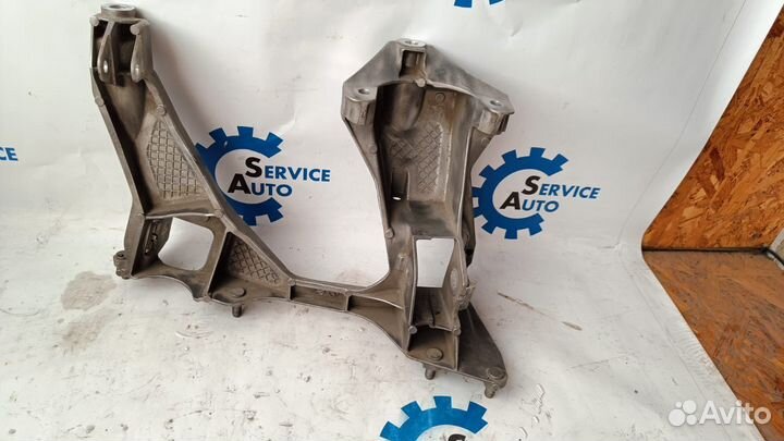 Porsche Boxter 13- Крепление задней балки RH 0334