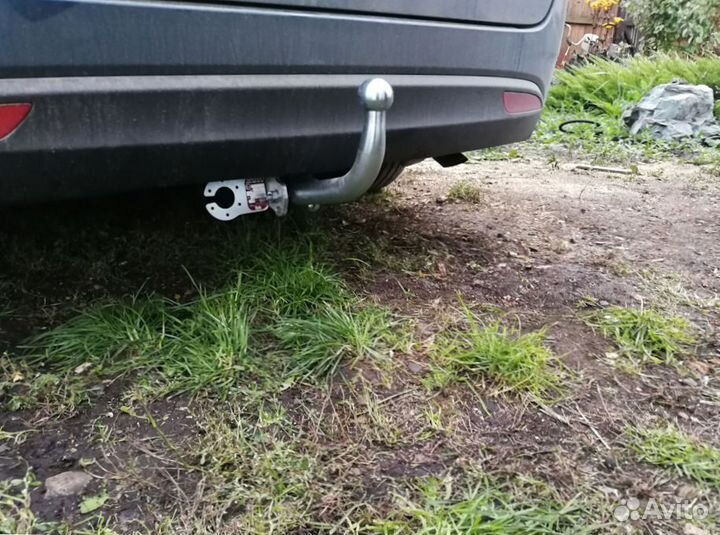 Фаркоп Hyundai i40 2012-2019