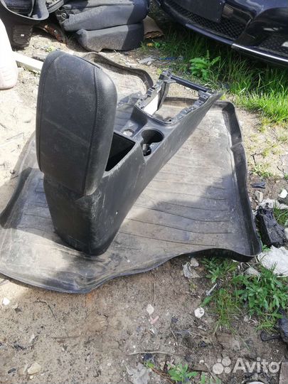 Консоль Киа Сид 3 CD