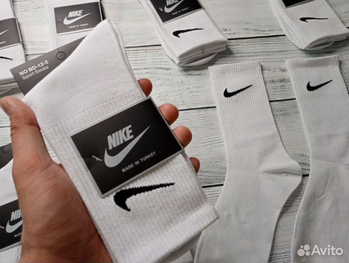 Носки Nike белые высокие