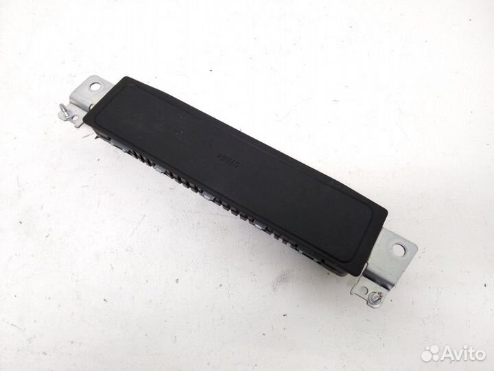 Подушка безопасности коленей пассажира BMW F30