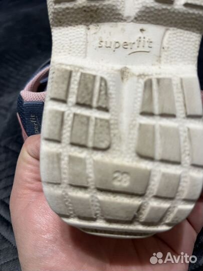 Кроссовки для девочки