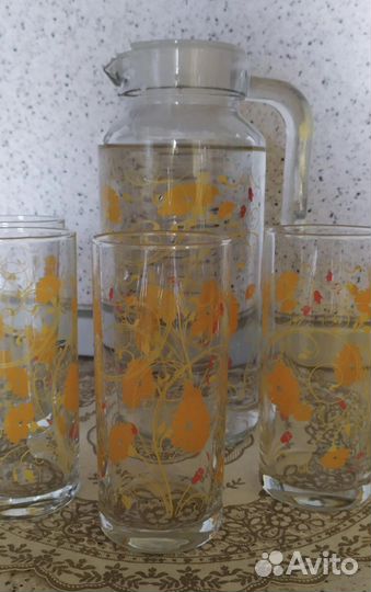 Графин и стаканы