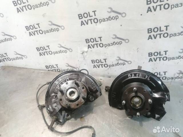 Кулак поворотный (ступица) передний правый