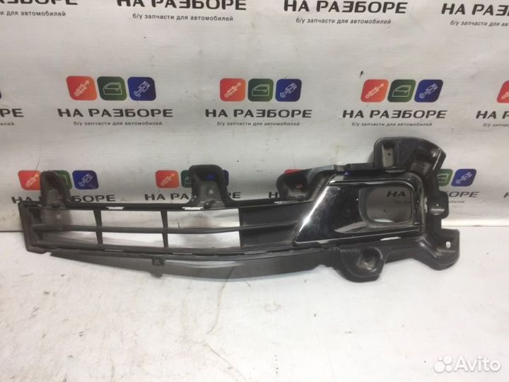 Рамка птф левая Toyota Land Cruiser 200