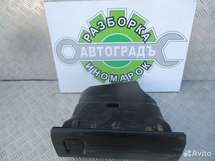 Бардачок Volkswagen Passat B3