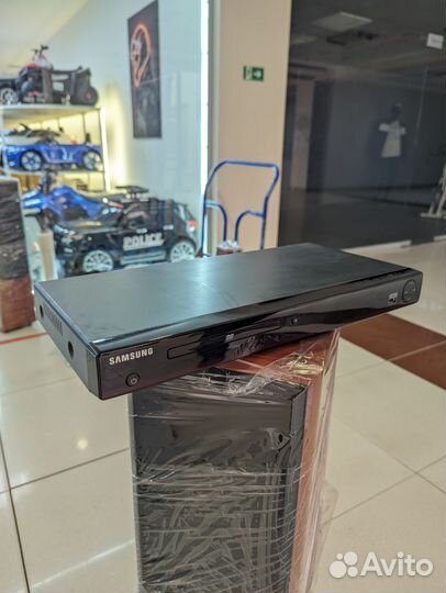 DVD плеер Samsung DVD-1080PR
