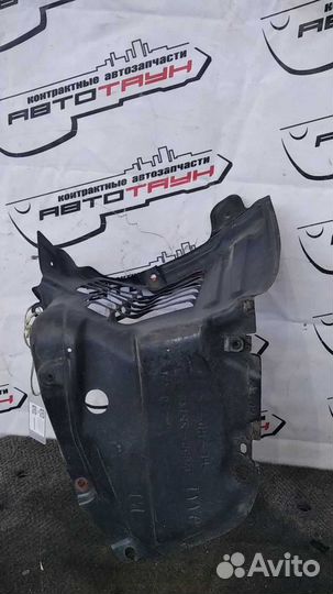 Подкрылок toyota chaser GX100 GX105 JZX100 JZX101 JZX105 LX100 SX100 передний правый уголок 53895221