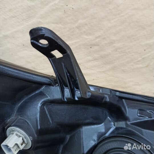 Фара левая Прадо 150