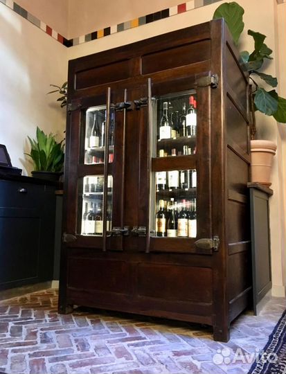 Реставрация и выкуп старинной деревянной мебели