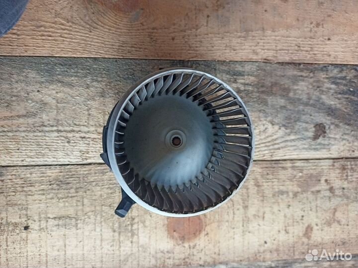 Мотор отопителя Peugeot 301 / Citroen C-Elysee