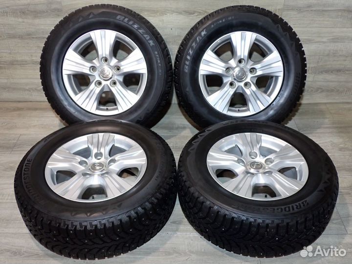 Комплект оригинальных R18 колес Lexus LX зима