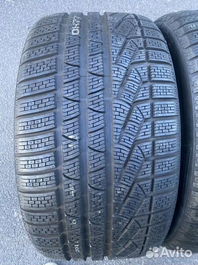 Pirelli Winter Sottozero 240 Serie II 285/40 R19