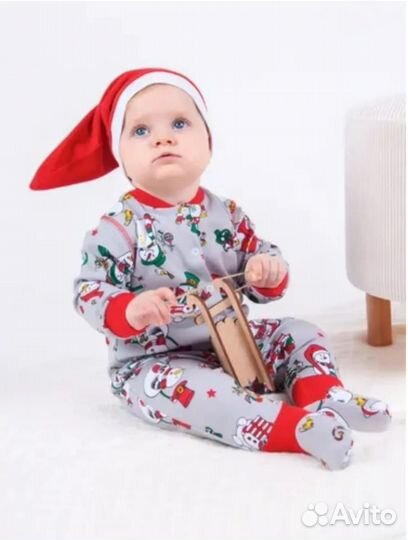 Шапка новогодняя деда Мороза