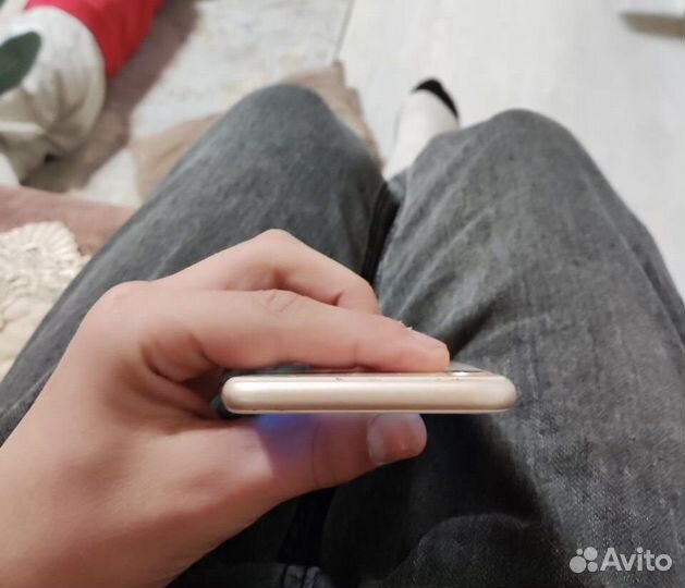iPhone 8, 128 ГБ