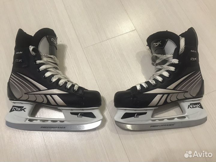 Коньки хоккейные 38 размер