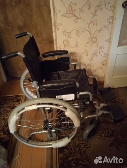 Коляска инвалидная