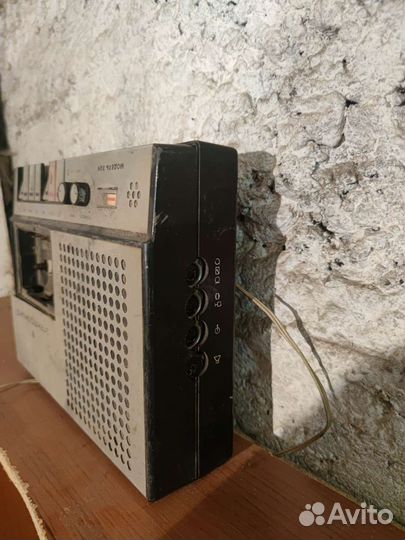 Кассетный магнитофон Электронника на запчасти