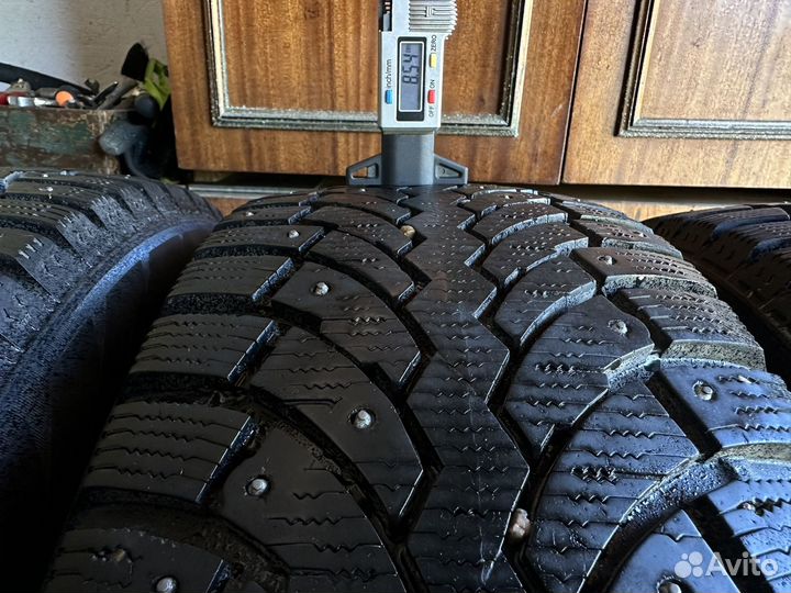 Formula Ice 215/60 R16 99T