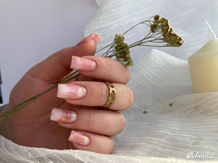 Маникюр и наращивание ногтей