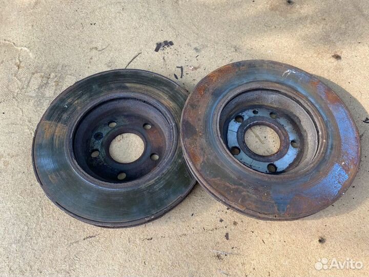 Диск тормозной передний Chevrolet Cruze