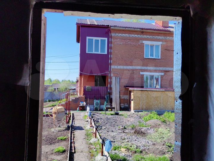 Коттедж 111,5 м² на участке 9,6 сот.