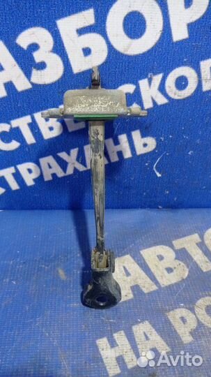 Ограничитель двери Hyundai Elantra Hd седан G4FC